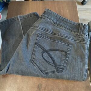 Chico's Size 14 Short (2.5) Platinum Denim Black Ultimate Fit Slim Leg Jeans